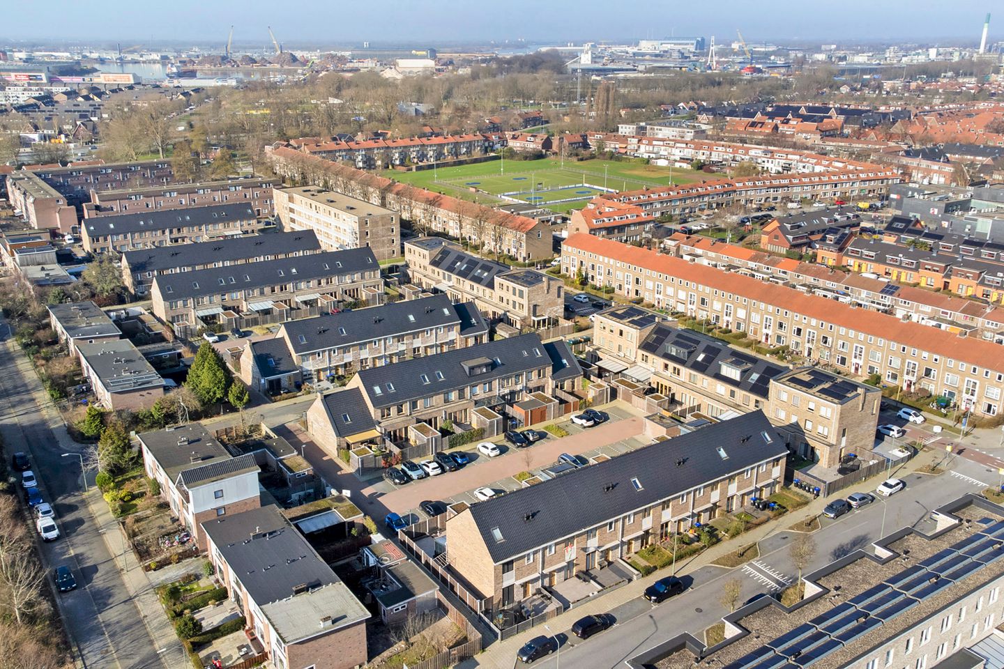 Photo 40 of Jacob van Ruisdaelstraat 9