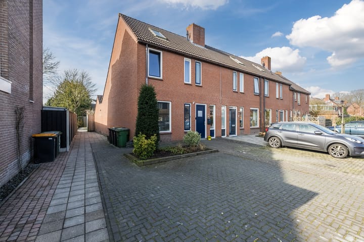 Photo 4 of Mantinghstraat 90