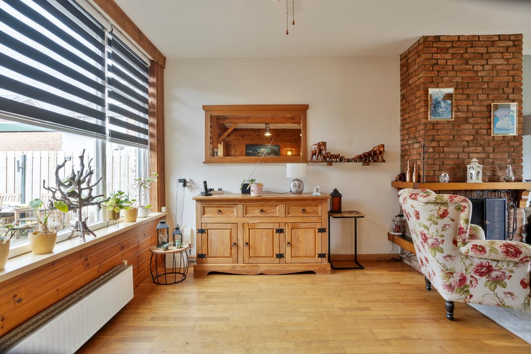 Photo 17 of J.D. van der Waalsstraat 35