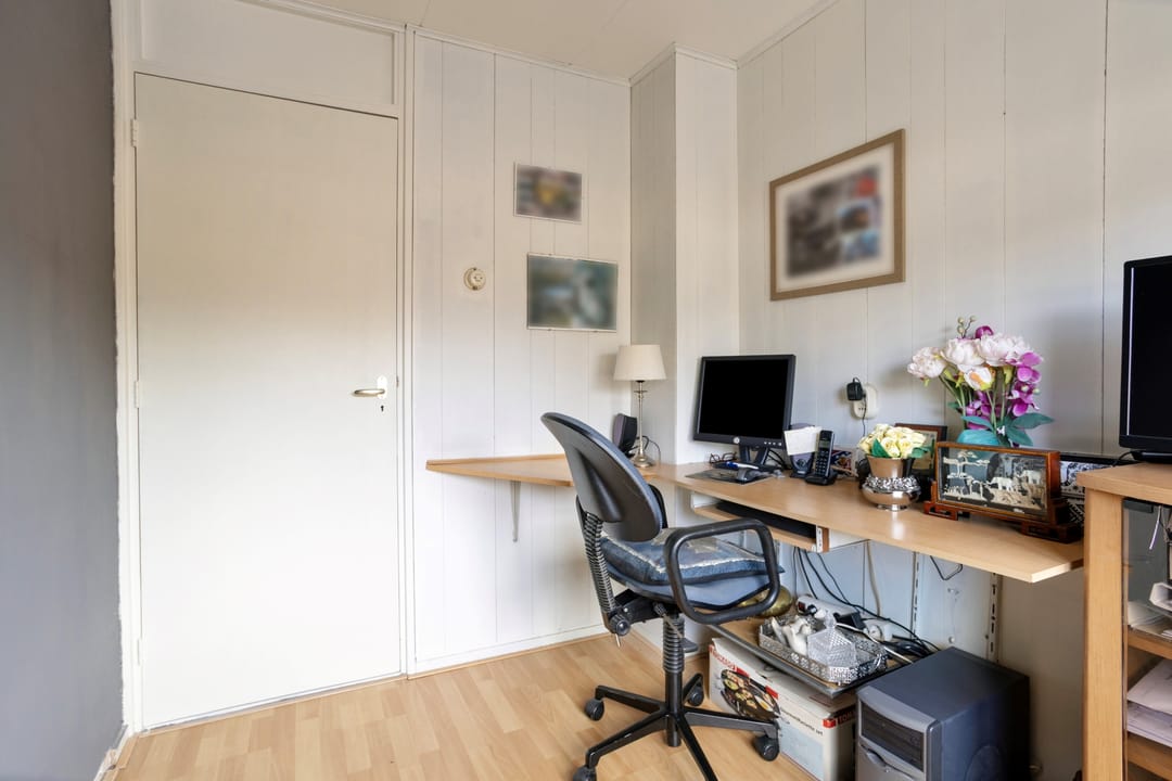 Photo 23 of J.D. van der Waalsstraat 35