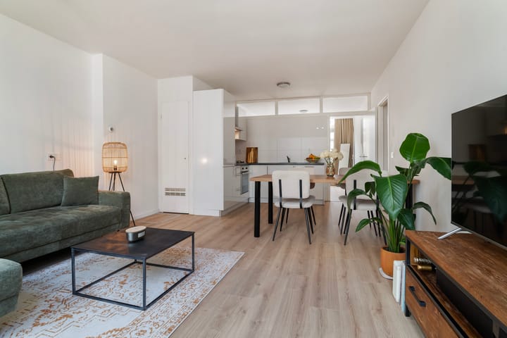 Photo 2 of Rechthuisstraat 14-A