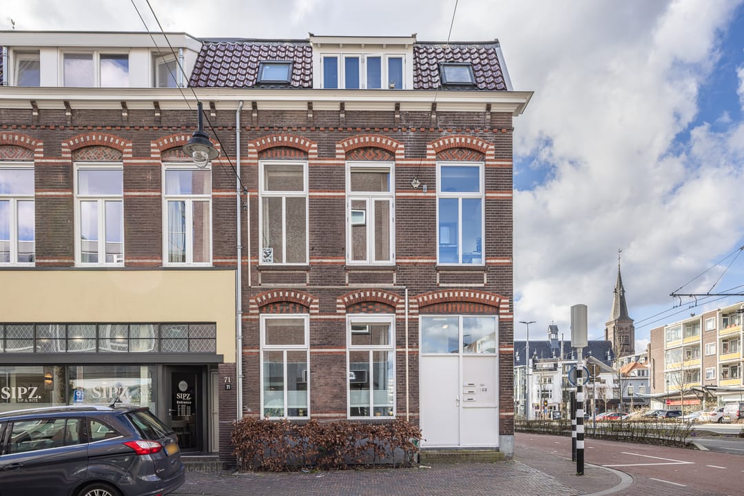 Photo 1 of Bloemstraat 72