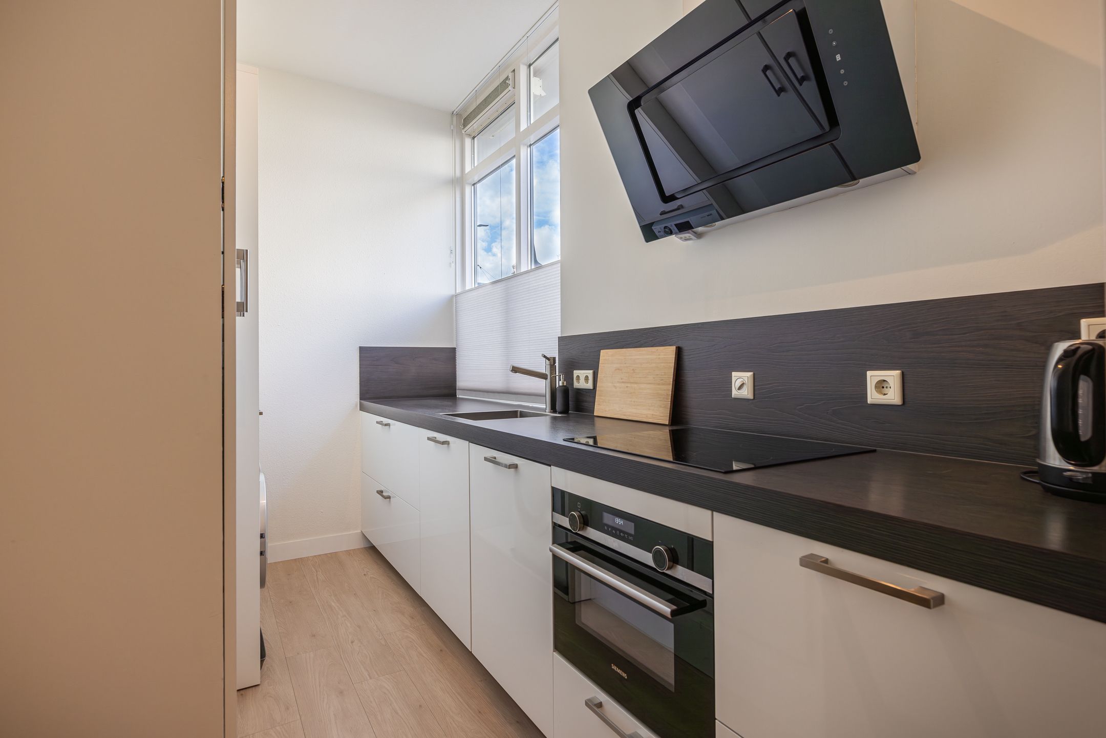 Photo 3 of Bloemstraat 72