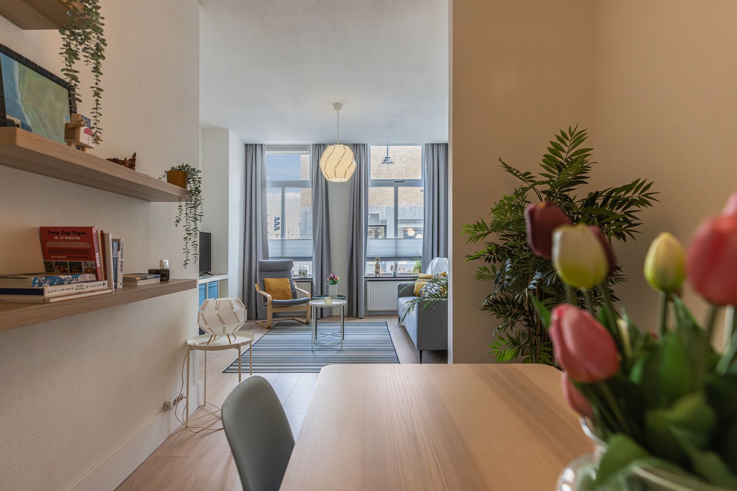 Photo 19 of Bloemstraat 72