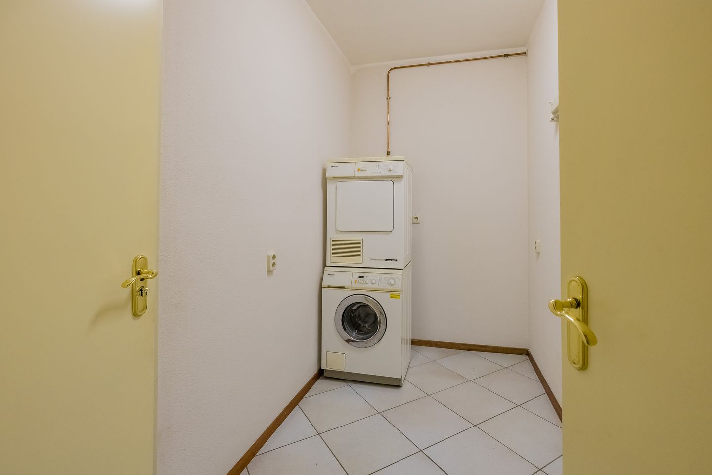 Foto 34 van IJmuiderslag 41