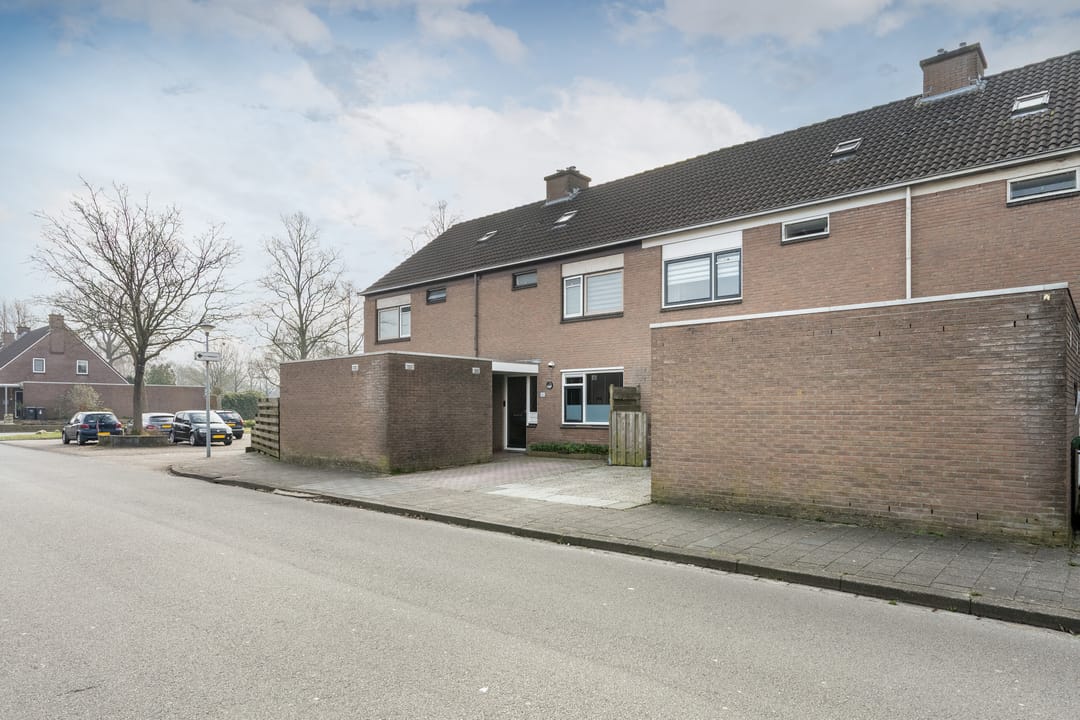Photo 31 of Valkenveld 144