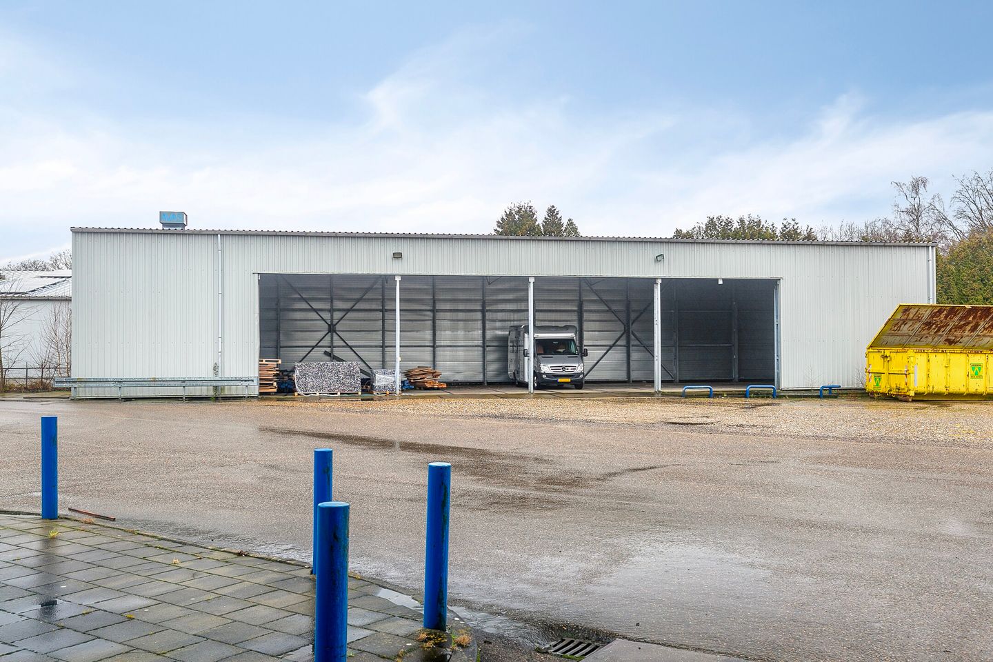 View photo 2 of Industrieweg 20