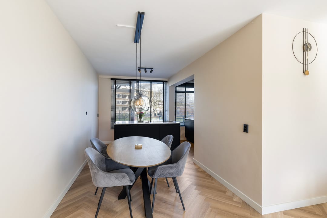 Foto 22 van Dickensstraat 25