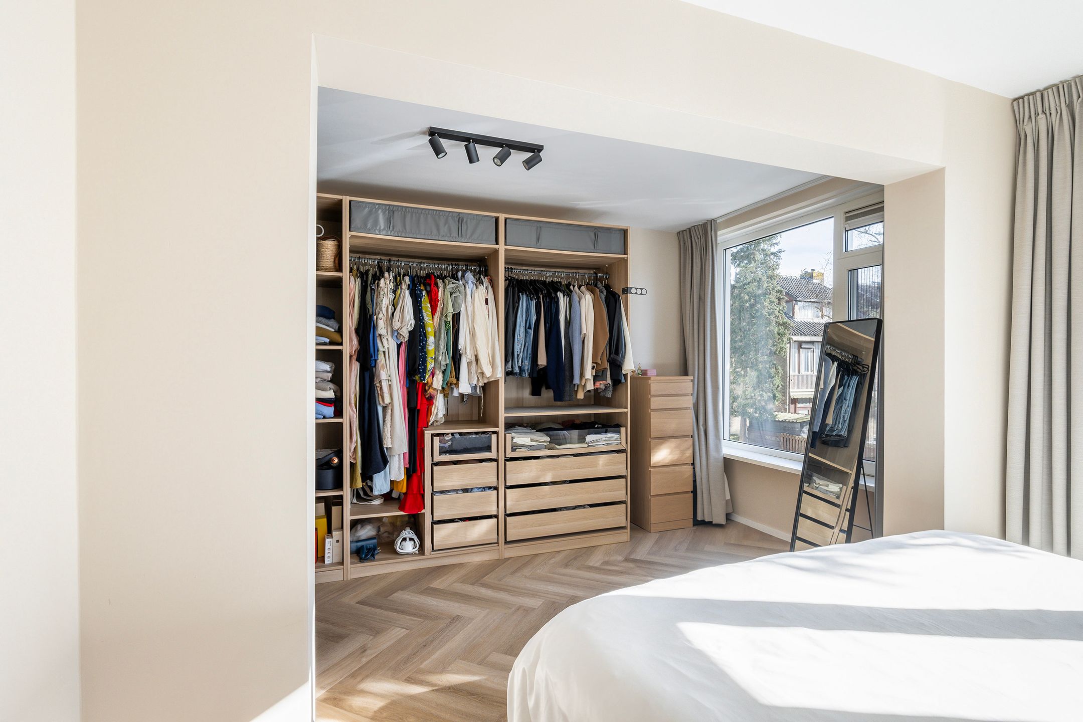 Foto 27 van Dickensstraat 25