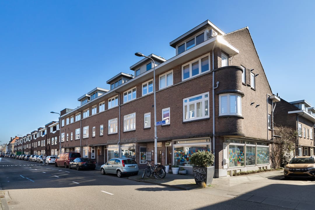Photo 1 of Jan van Scorelstraat 140-B