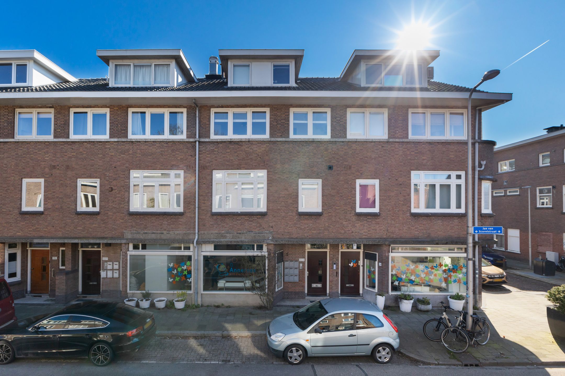 Photo 21 of Jan van Scorelstraat 140-B
