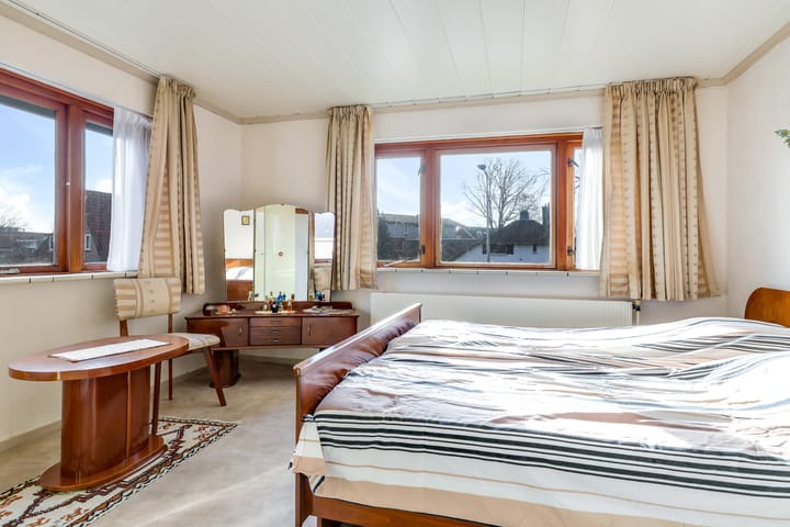 Photo 4 of Nijmeegsestraat 10