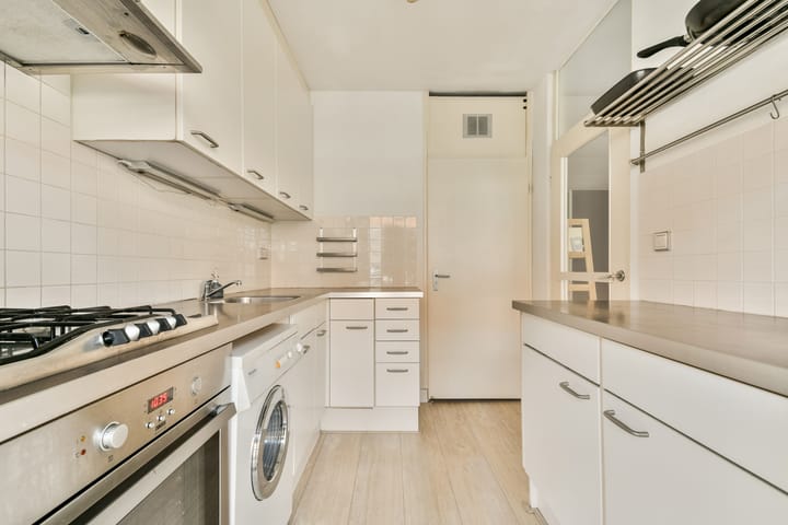 Photo 3 of Gorontalostraat 7-E