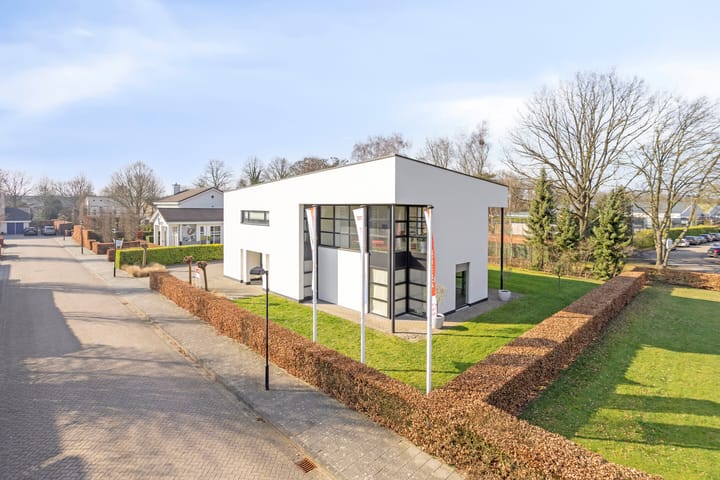 Den Dries 17, Valkenswaard