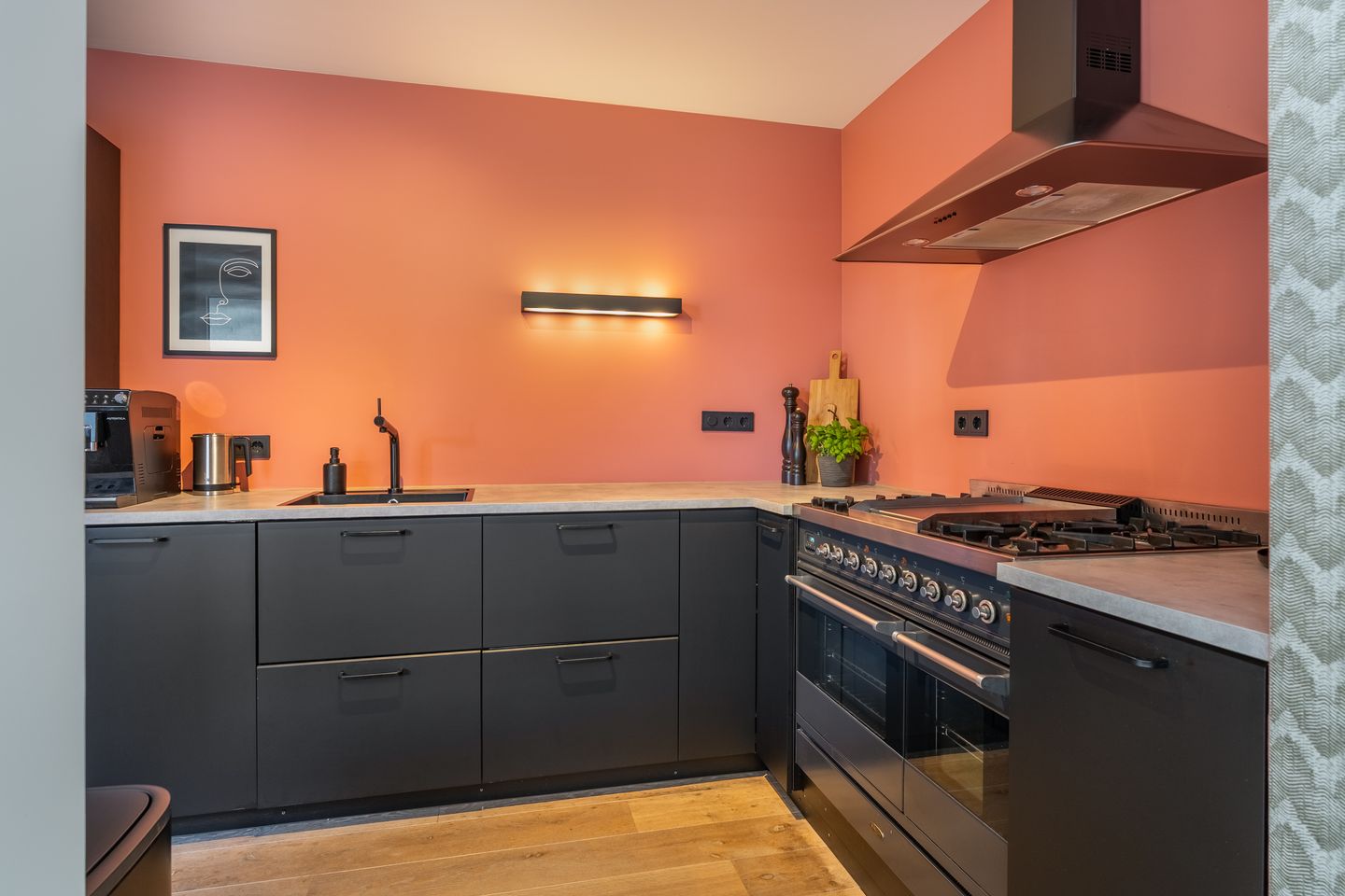 Foto 10 van van Wittemstraat 4