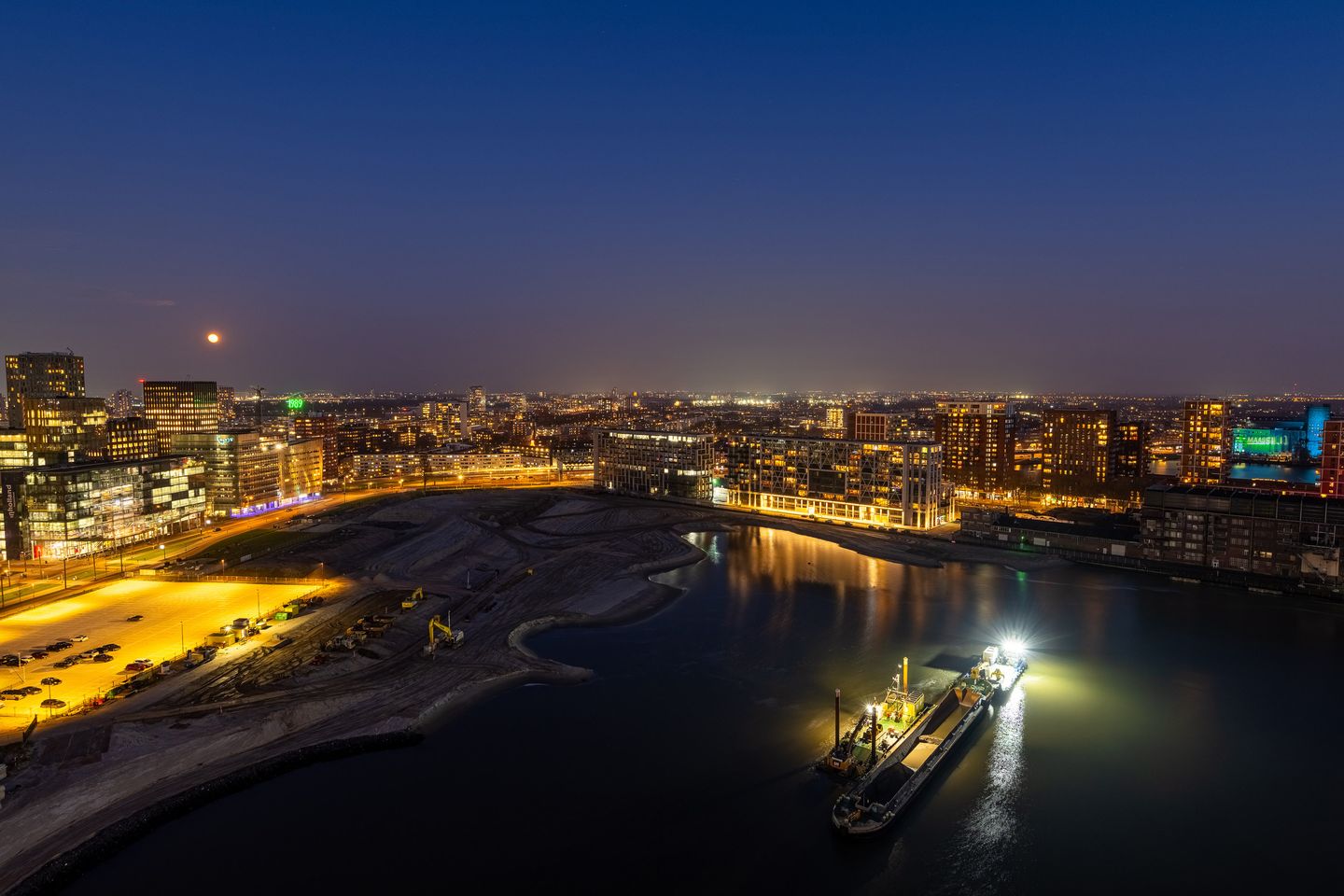 Foto 25 van De Monchyplein 105