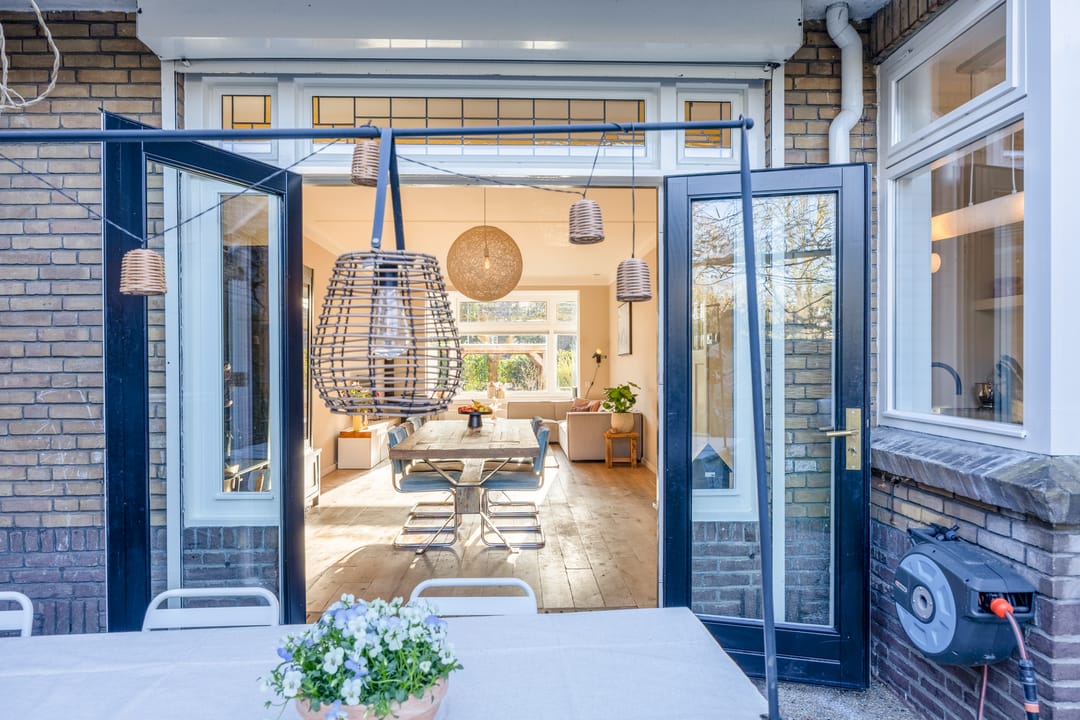 Characteristic Pre-War Terraced House with Four Bedrooms in Nijmegen Galgenveld — 32