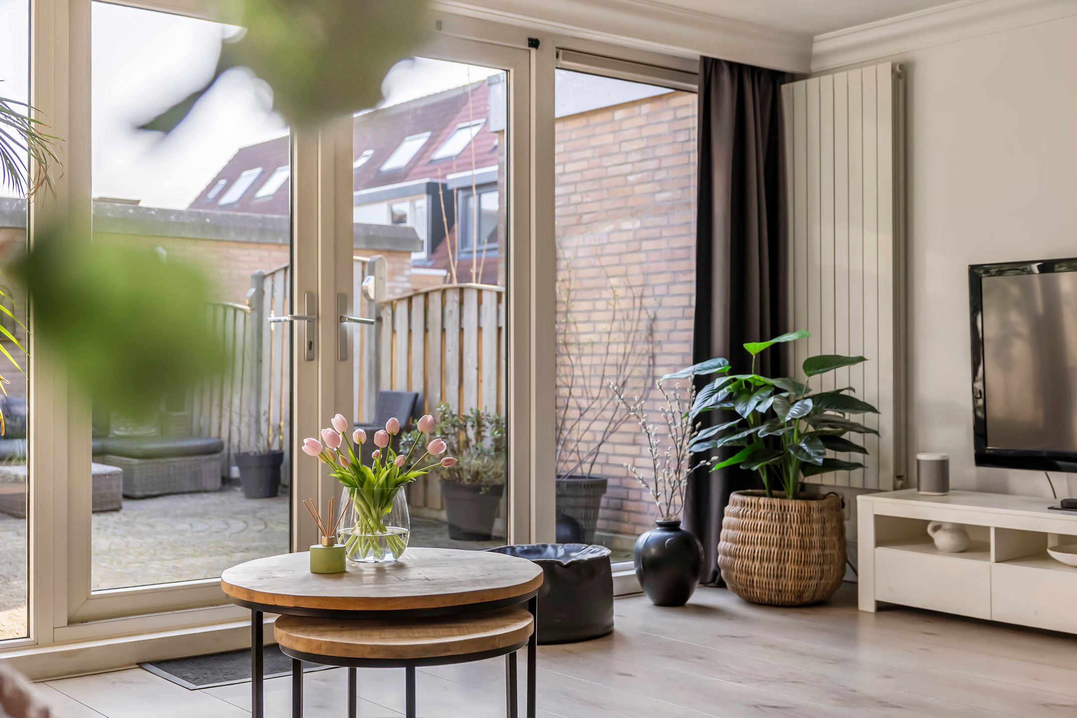 Photo 9 of Hendrika van Tussenbroekstraat 8