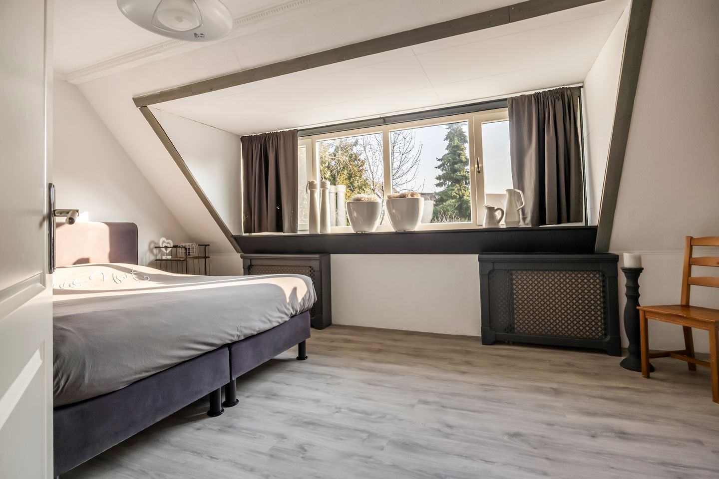 Photo 14 of Hendrika van Tussenbroekstraat 8