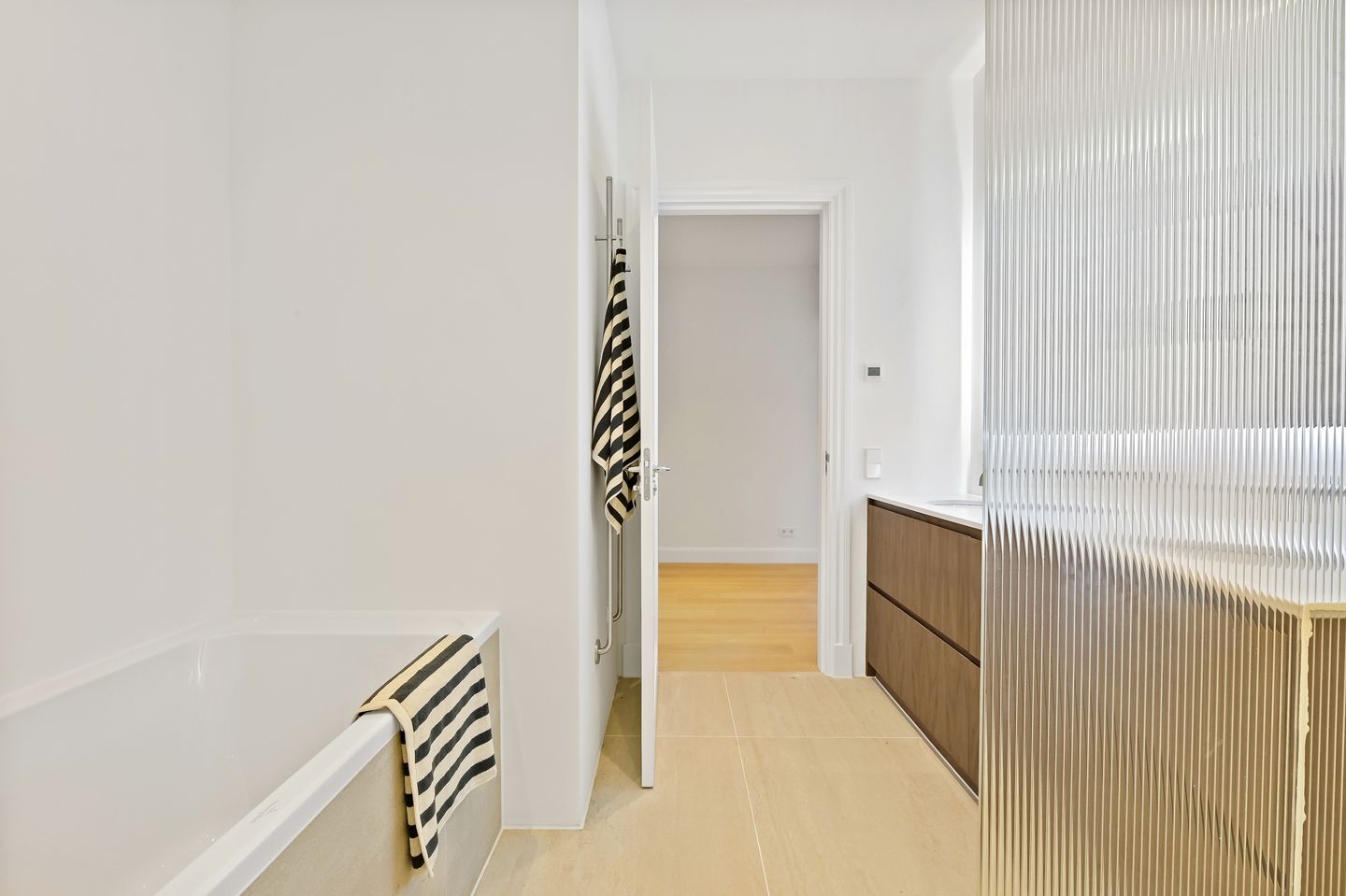 Foto 35 van Westeinde 4-A