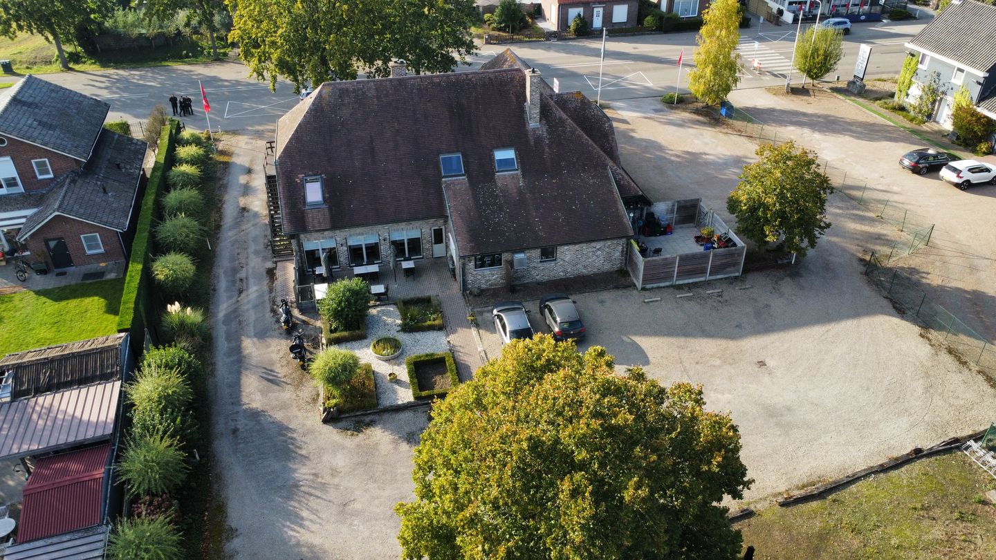 Bekijk foto 2 van Rijksweg 18-A