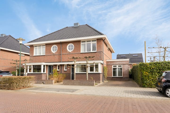 Foto 2 van Annie M.G. Schmidtlaan 1