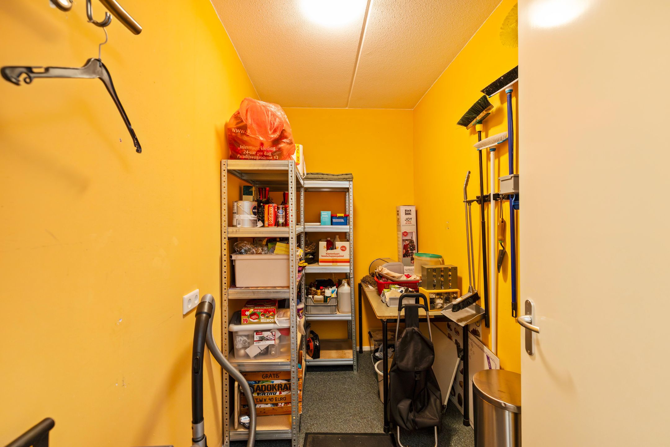 Spacious Apartment with Private Parking and Balcony in Groningen — 27