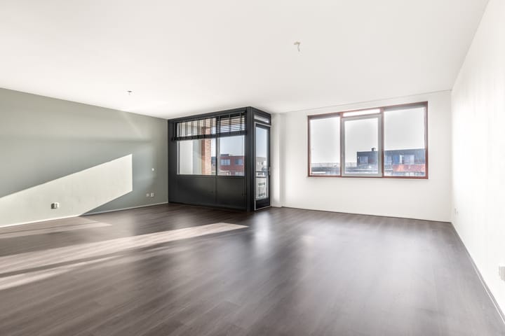 Photo 2 of Brandpunt 105