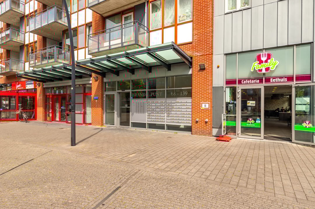 Photo 31 of Brandpunt 105