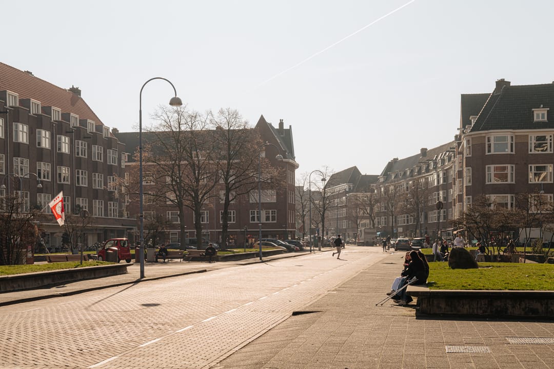 Spacious and light upper house with private entrance in Amsterdam Rivierenbuurt — 36