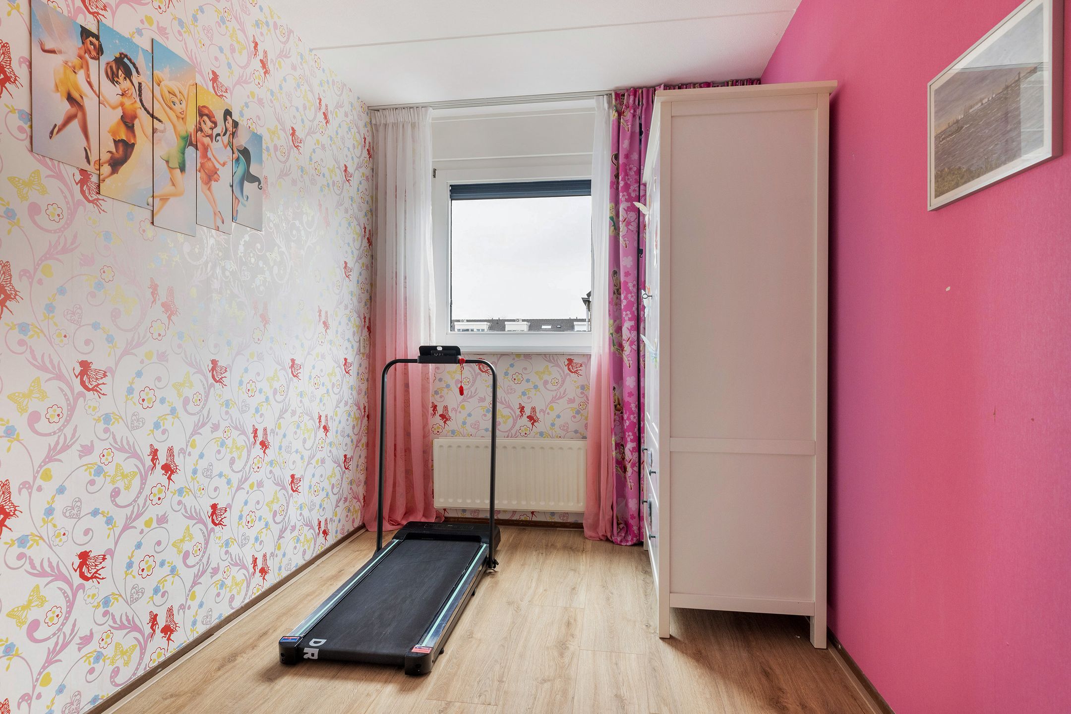Spacious terraced house with 5 bedrooms and 2 bathrooms in Barendrecht — 14
