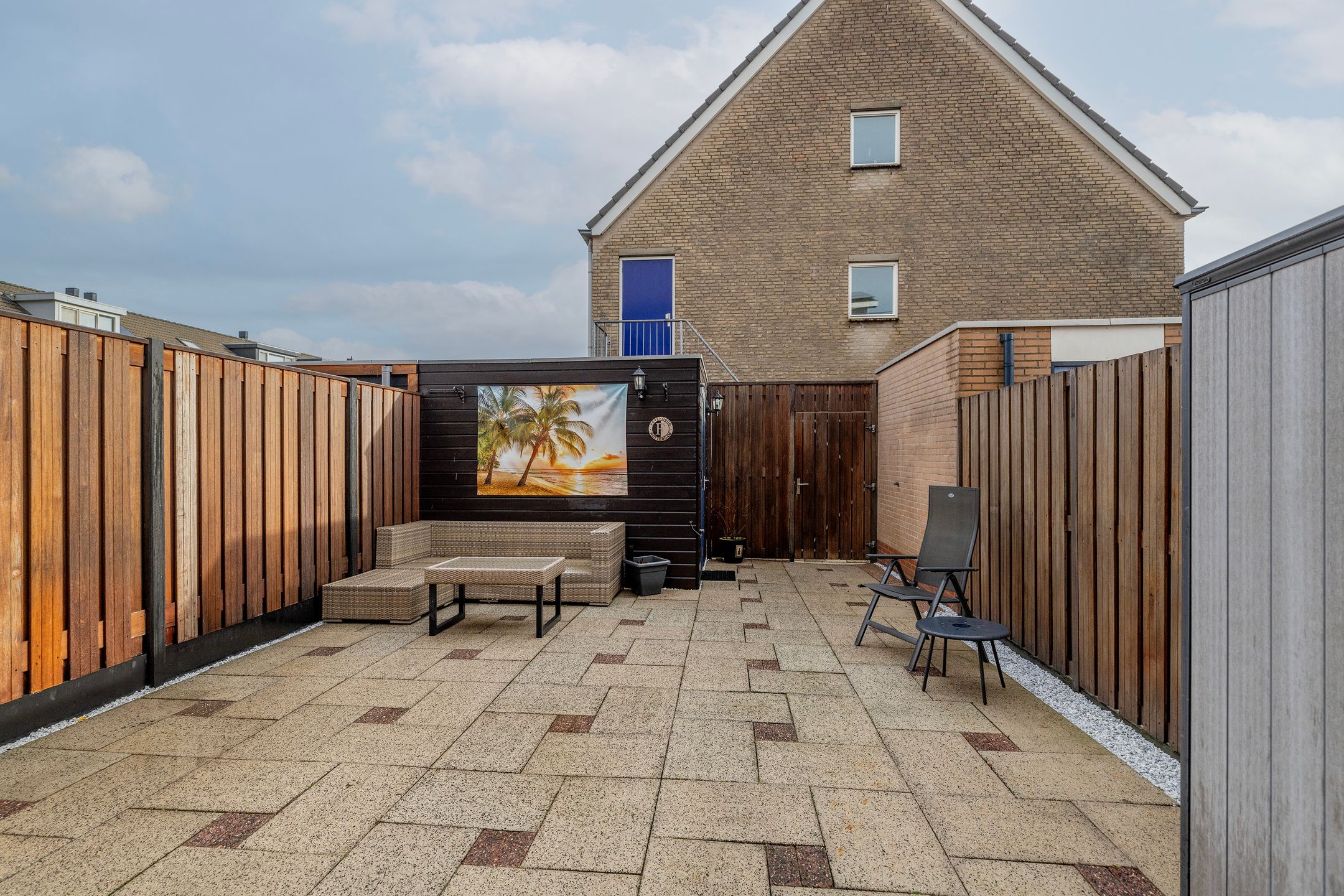 Spacious terraced house with 5 bedrooms and 2 bathrooms in Barendrecht — 29