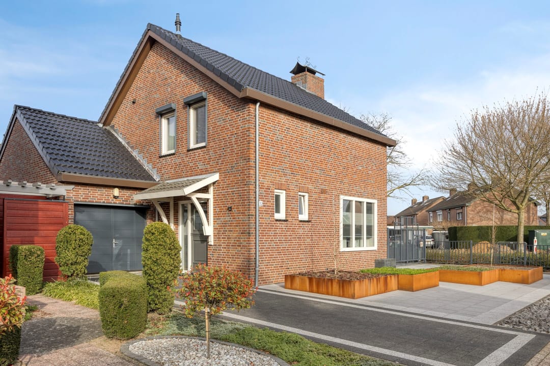 Photo 1 of Eikenlaan 10