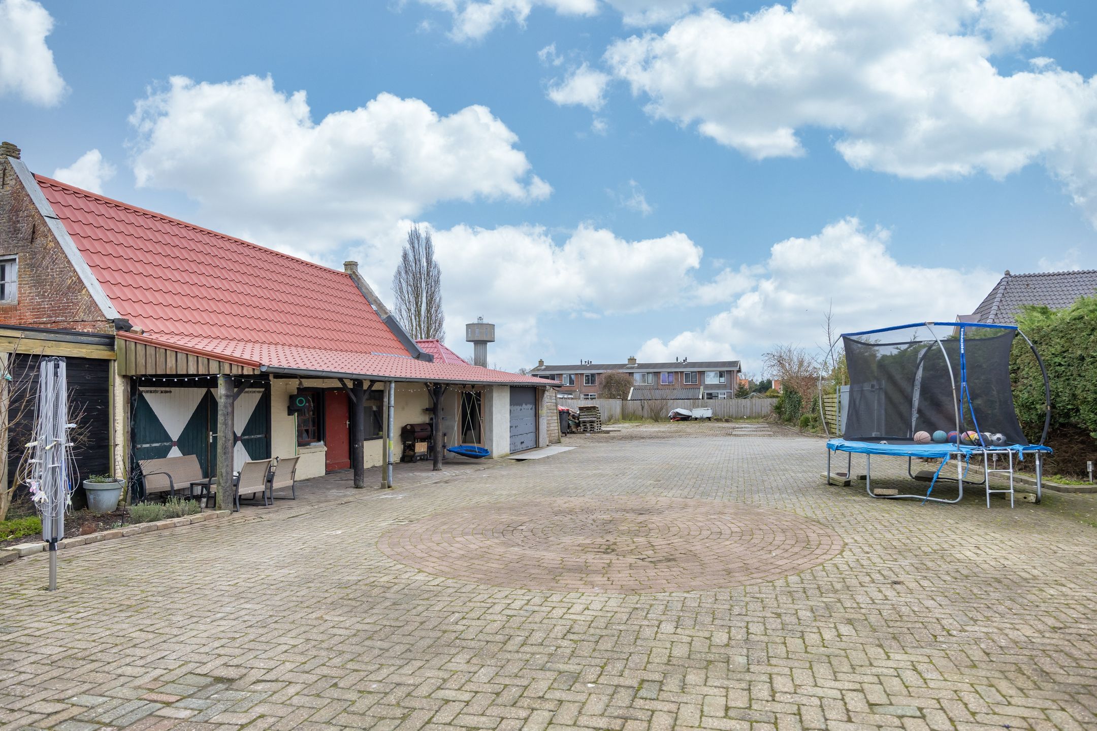 Photo 12 of Oosteinde 10