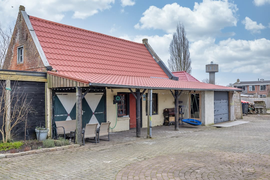Photo 13 of Oosteinde 10
