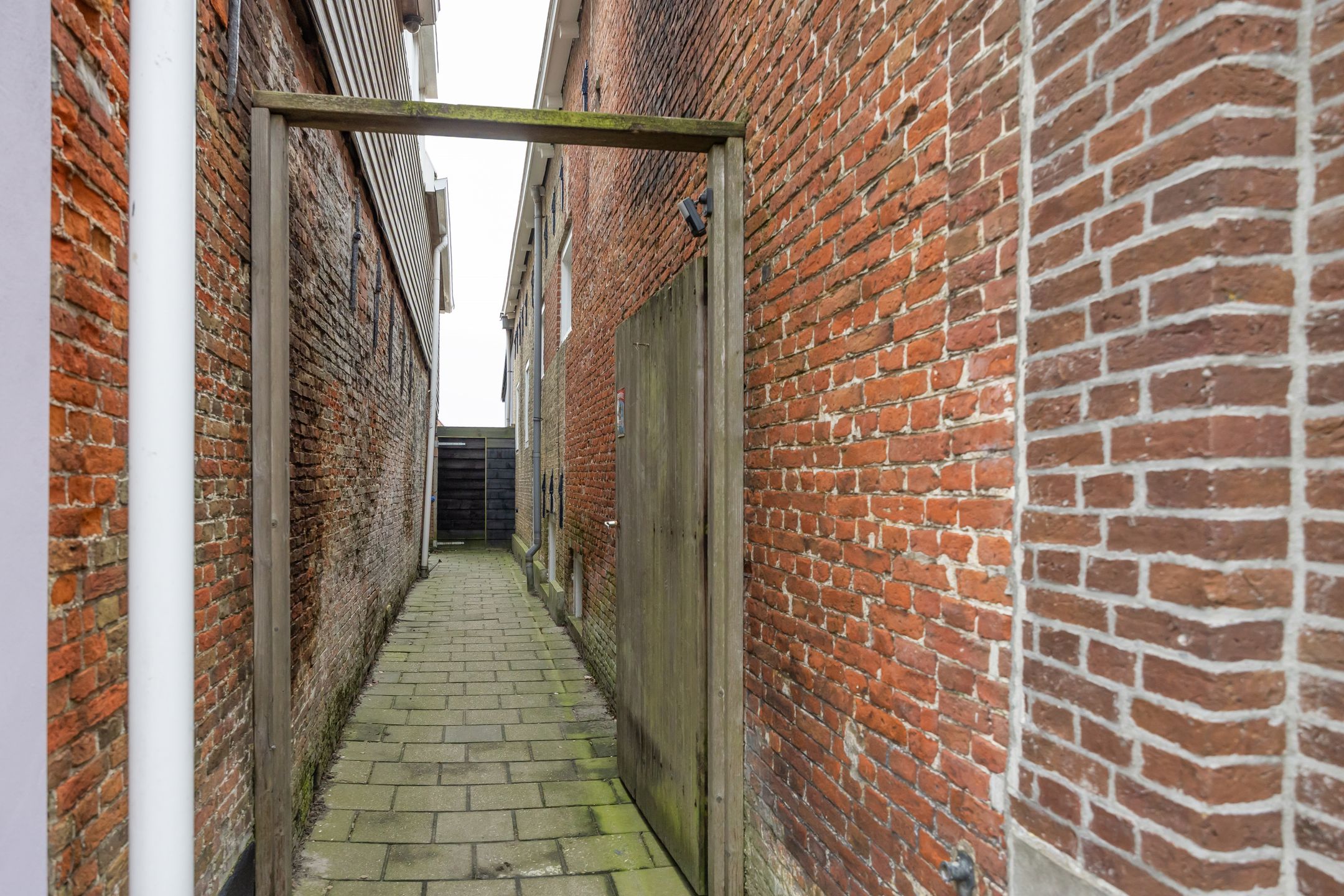 Photo 66 of Oosteinde 10