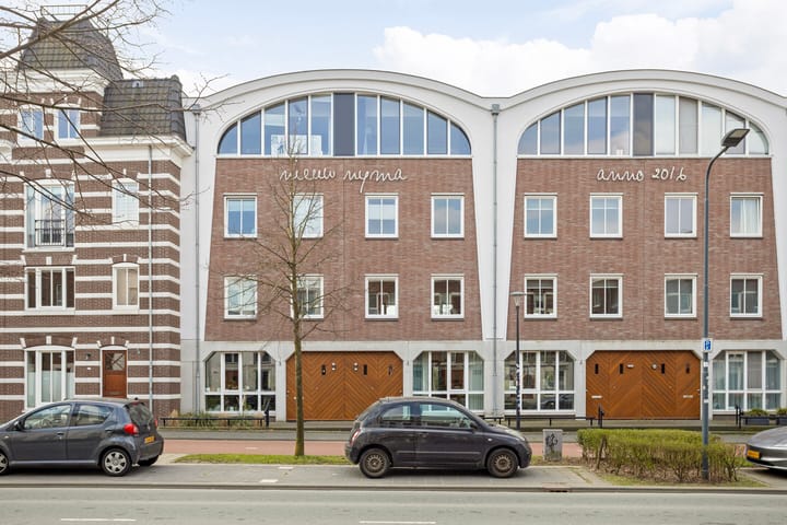 Laan van Oost-Indië 327 main image