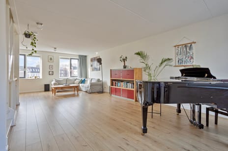 Laan van Oost-Indië 327 secondary image