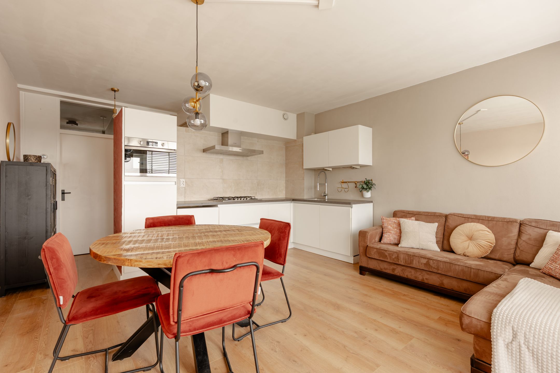 Photo 6 of Europaplein 108