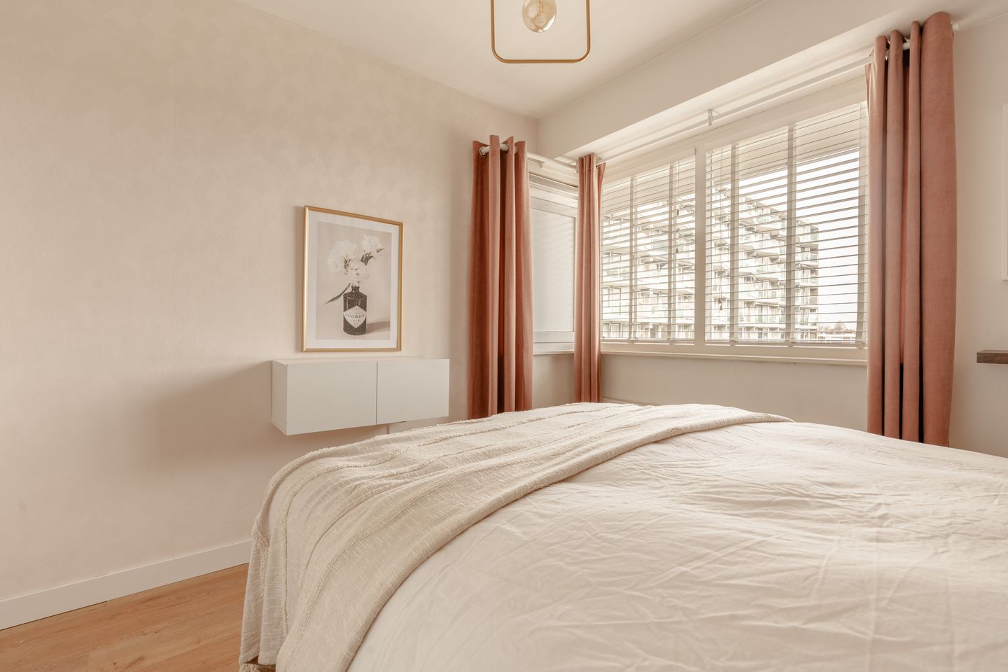 Photo 14 of Europaplein 108