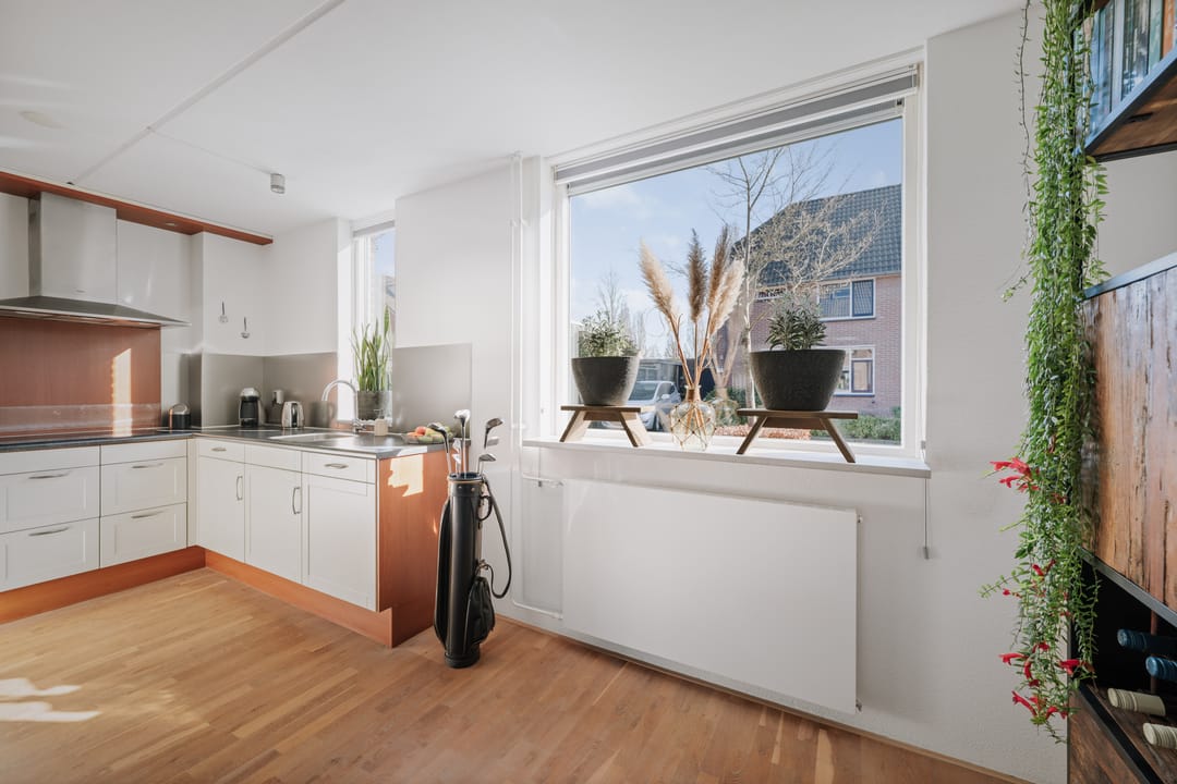 Photo 13 of Ravelstraat 2