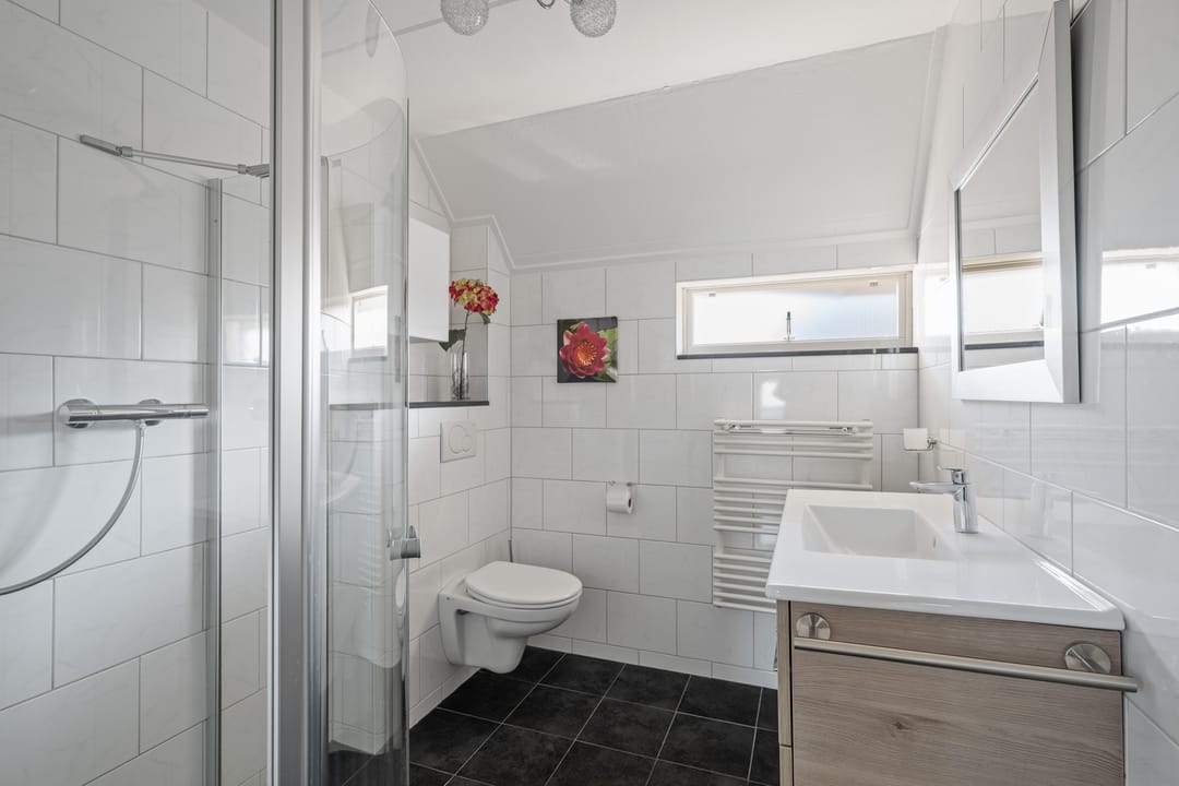 Photo 22 of Ravelstraat 2