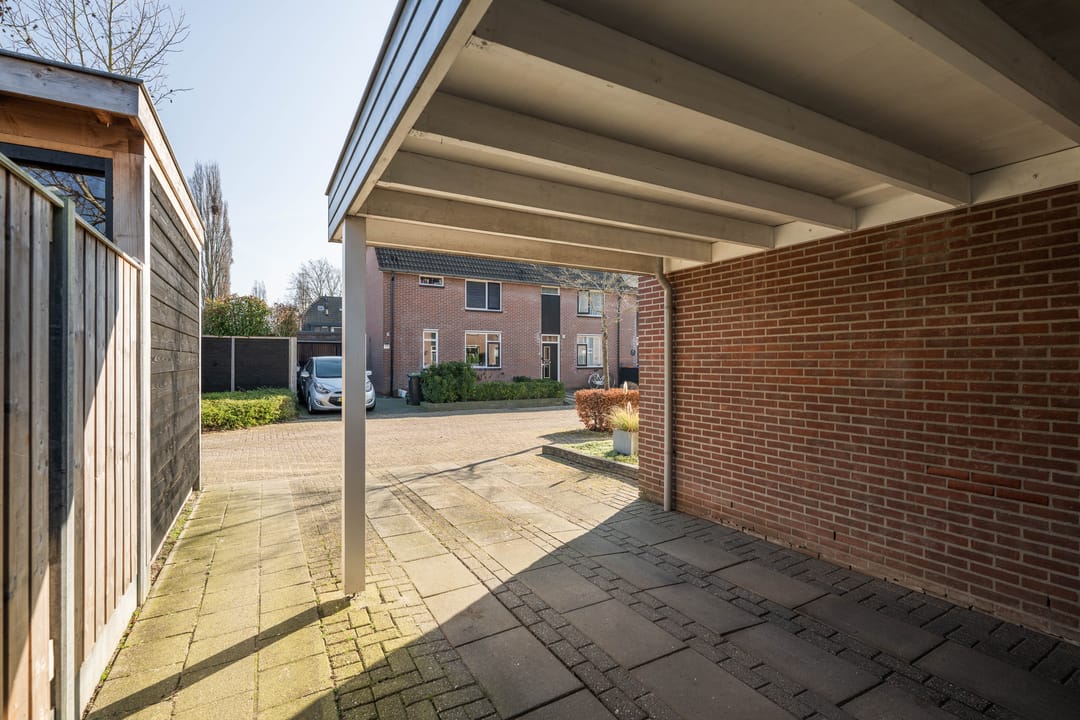 Photo 31 of Ravelstraat 2