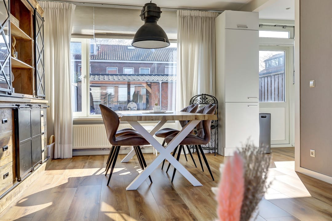 Photo 7 of Alexander Verhuellstraat 47
