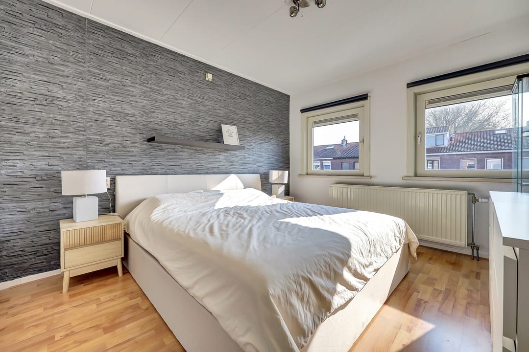 Photo 23 of Alexander Verhuellstraat 47