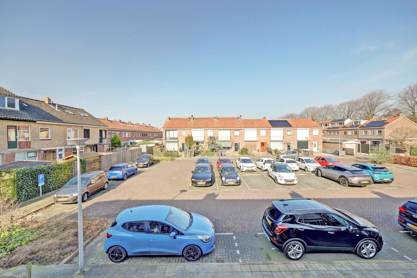 Photo 34 of Alexander Verhuellstraat 47