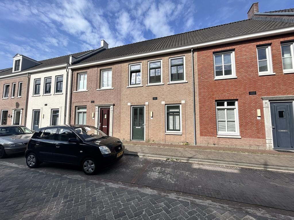 Tussenwoning aan Vaartsestraat 31