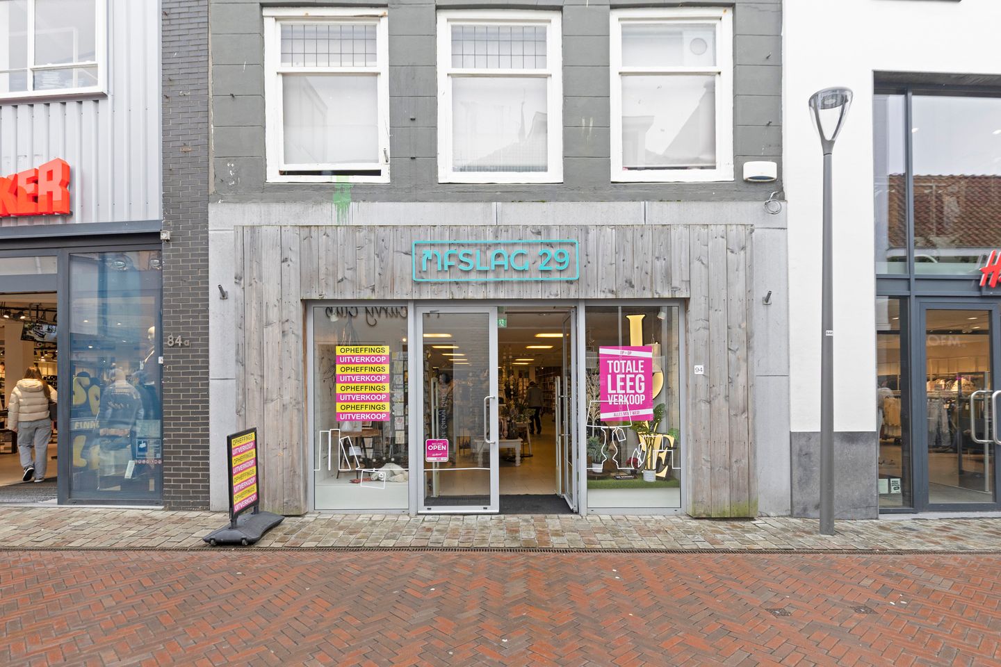 View photo 3 of Lange Vorststraat 94