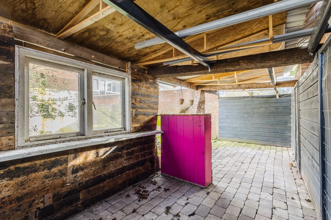Spacious character home with renovation potential from 1939 — 56