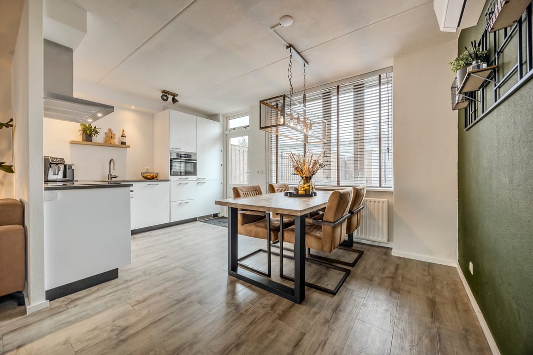 Photo 13 of Bongelakker 55-A